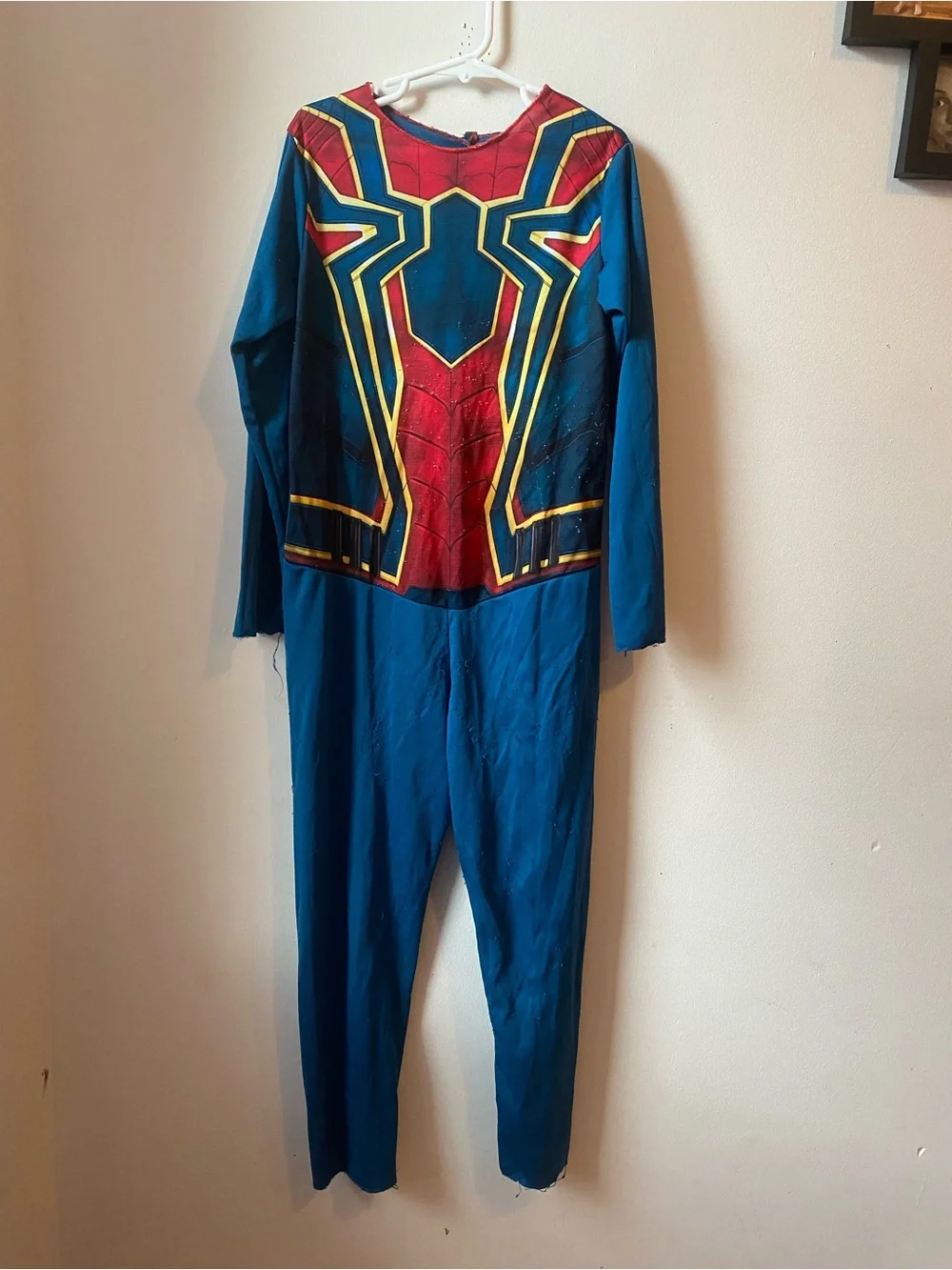 Extremely Flawed Size Youth M Marvel Avengers X Rubies Spider-Man Costume